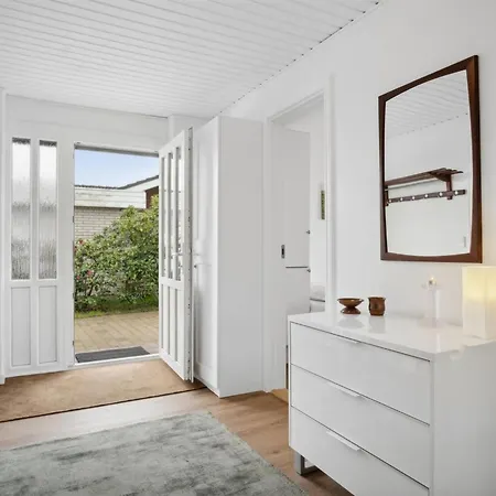 Mayla - 50m From The Sea By Interhome