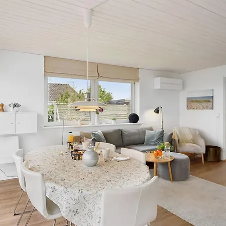 Mayla - 50m From The Sea By Interhome Dom wakacyjny