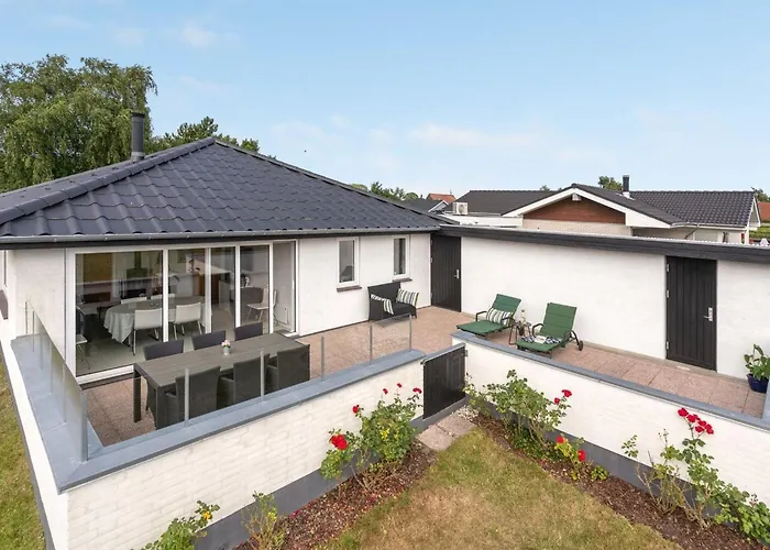 Mayla - 50m From The Sea By Interhome Holiday home