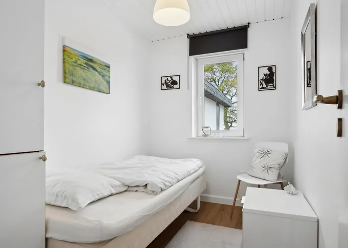 Holiday home Mayla - 50m From The Sea By Interhome *