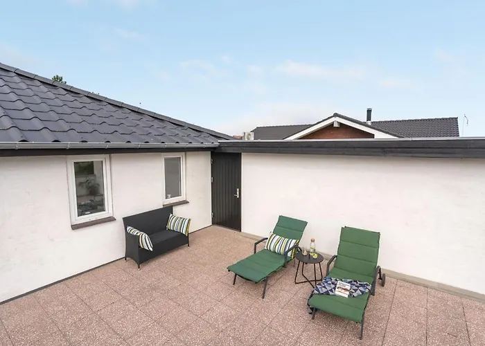 Holiday home Mayla - 50m From The Sea By Interhome