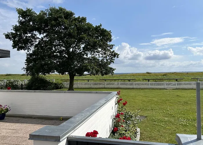 Holiday home Mayla - 50m From The Sea By Interhome